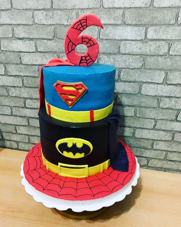 Super Batman Cake